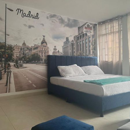 Aw Hotel Urban 80 麦德林 外观 照片