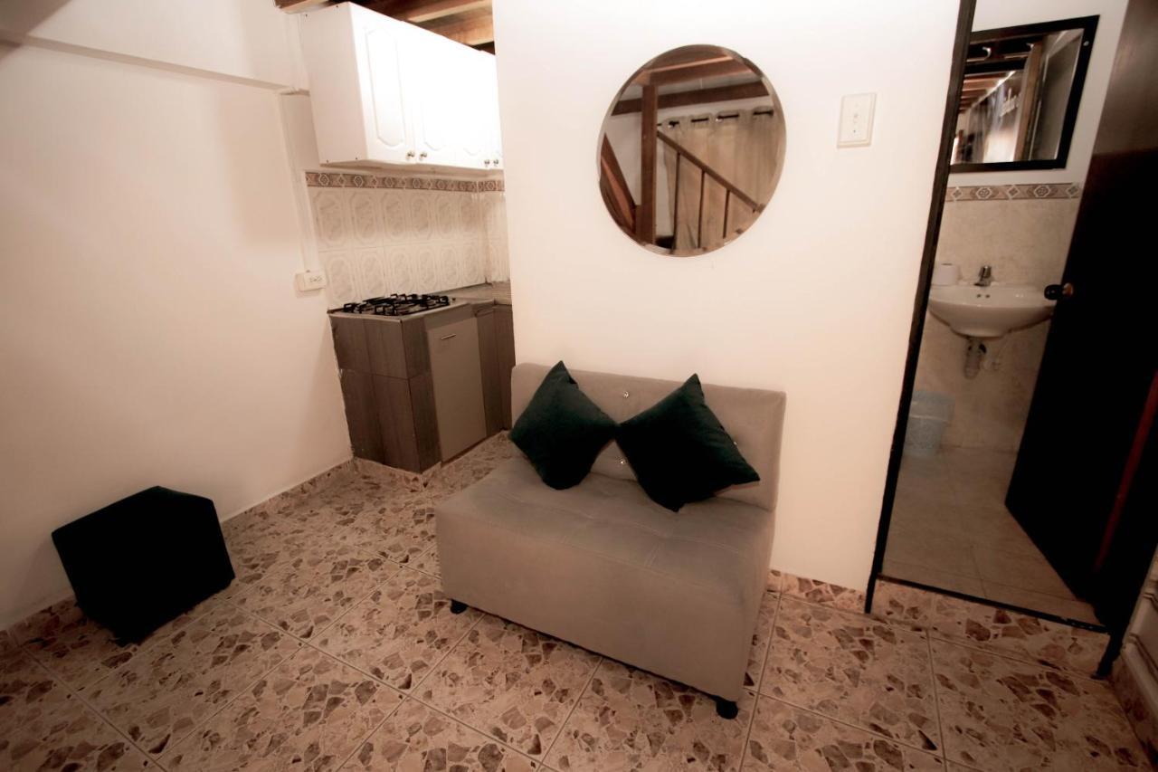 Aw Hotel Urban 80 麦德林 外观 照片