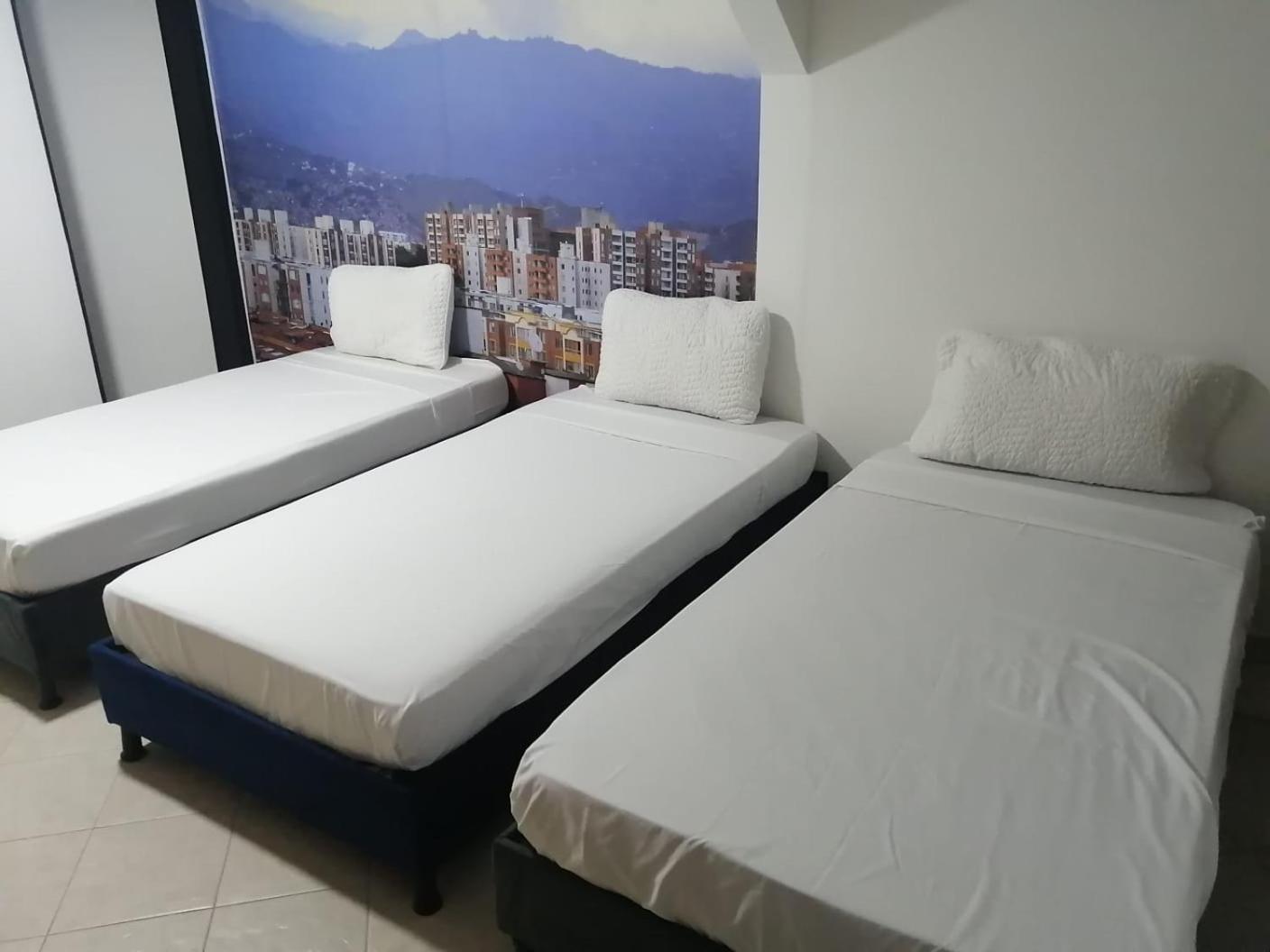 Aw Hotel Urban 80 麦德林 外观 照片